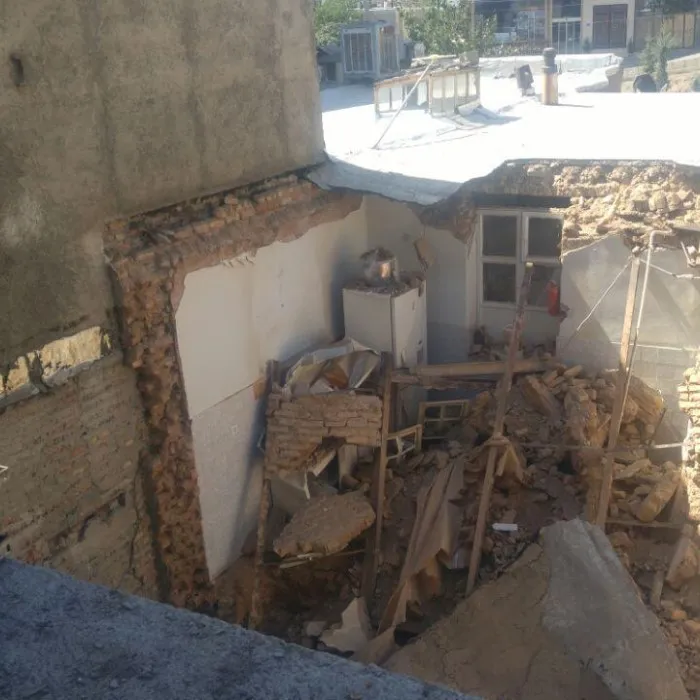 تخریب ساختمان شهرکرد