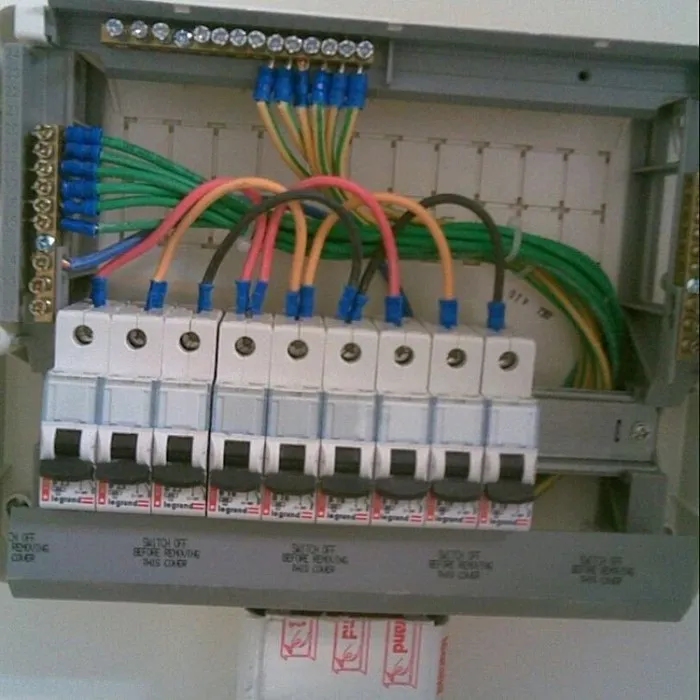 برقکار ساختمان اهواز